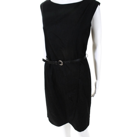 Saks Fifth Avenue Dresses & Skirts - SAKS SLEEVELESS CREW NECK BELTed dress size 4